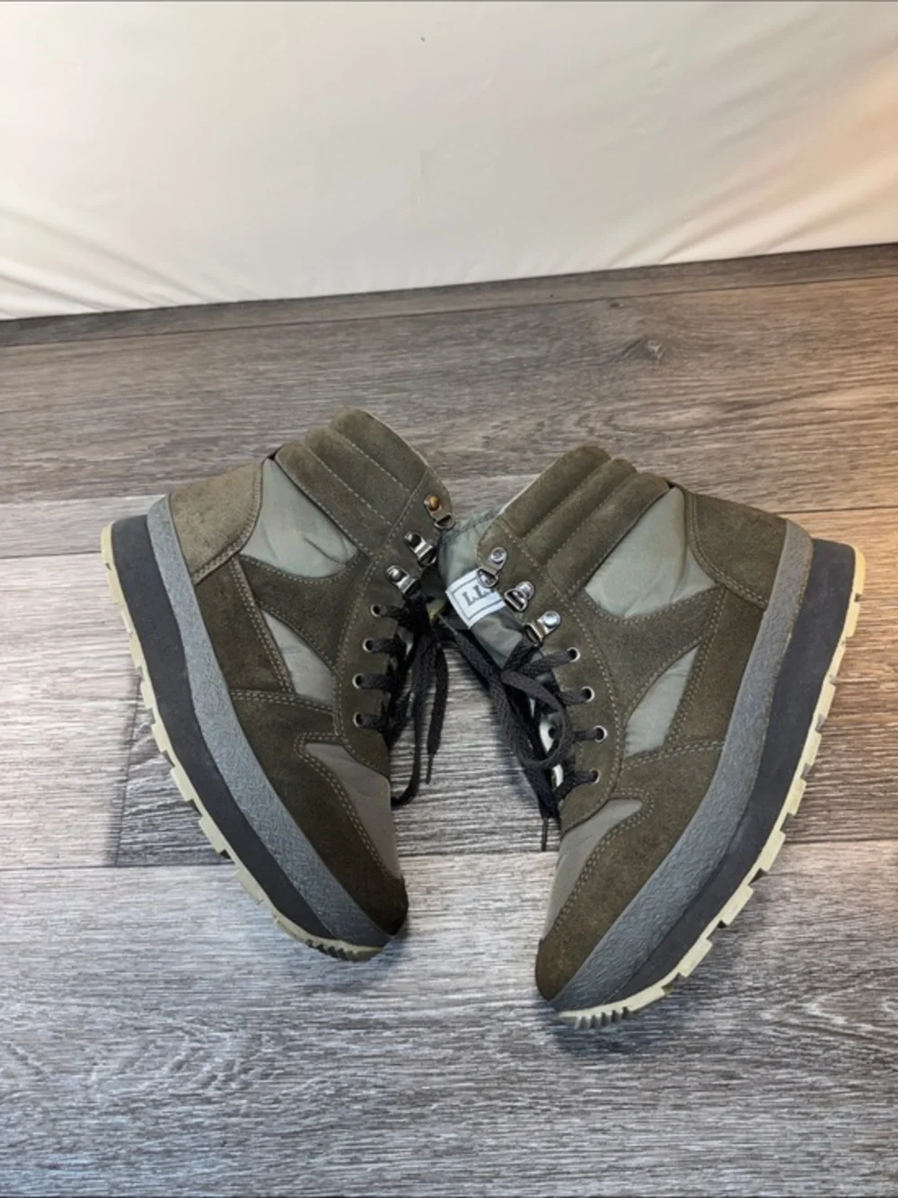 L.L. Bean Olive Green Suede and Textile Lace-Up Boots men’s size 9 (j262)